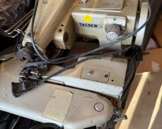Tacsew blind hem machine