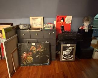 Art and dresser and a wig