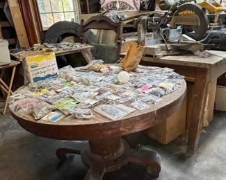 gorgeous table and doodads and hooky things