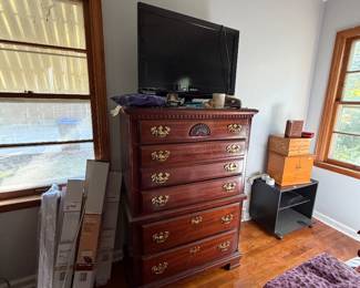 tall boy case piece has matching dresser with mirror in the previous pic