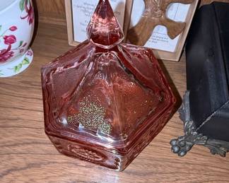 Vintage Pink Indiana Glass Concord Pattern Octagon Covered Candy Dish