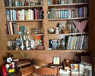 Vintage Oak Built-in Desk and Hutch Unit
