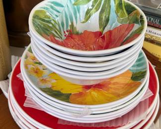 Plumeria Floral Melamine Dinnerware Set