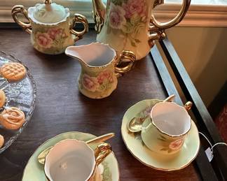 Vintage Lefton Heritage Pattern Porcelain Tea Set with Rose Motif and Gold Trim