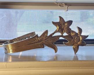 Vintage Floral Brass Curtain Tieback