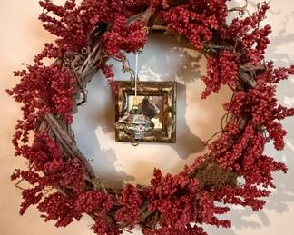 Decorative Dried Berry Wreath with Ornament