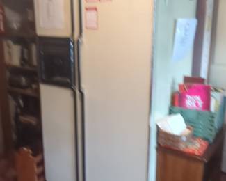 General Electric Side-by-Side Refrigerator