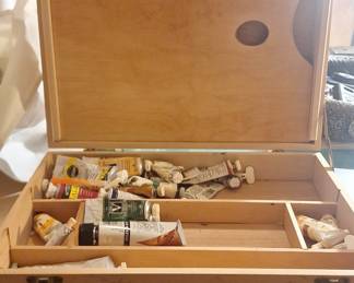 Wooden Artist's Field Sketch Box with Assorted Paints