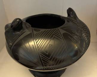 Refugio Hernandez Santa Clara Lizard Pot