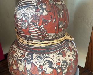 Peru storytelling ceramic pot