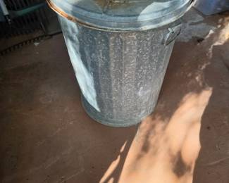 Aluminum trash can