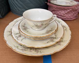 Arcadian China "Old Rose"
