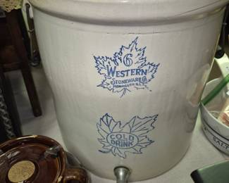 Western crock w/ spigot
