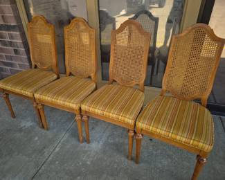 Woven back chair set