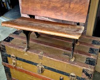 Primitive chests and trunks