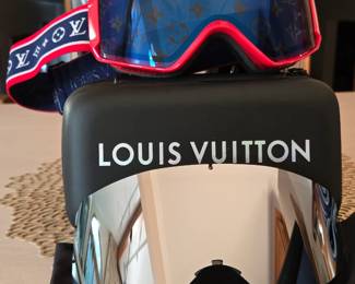 Louis vuitton ski goggles