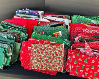 BK135Christmas Fabric Assortment Vintage Modern