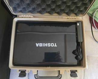BK134Toshiba Satellite A205 And Pelican Case