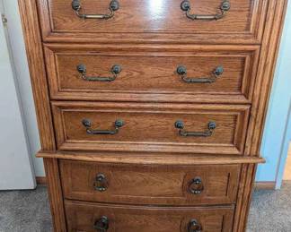 BK174Colonial Style Tall Chest Of Drawers