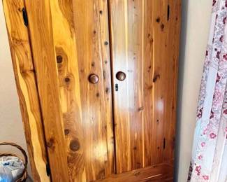 BK272Vintage Knotty Pine Wood Wardrobe Cabinet