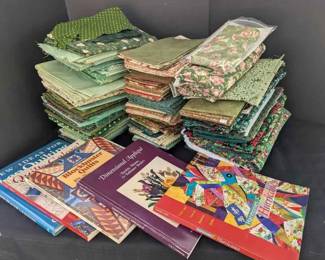 BK121ColorCoded Green Quilting Fabric And Books Christmas Tree Skirts