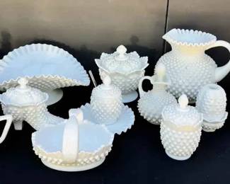 BK230Vintage Fenton Hobnail White Milk Glass