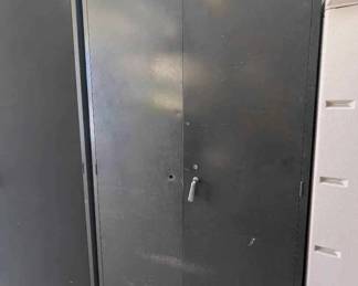 BK226Garage Cabinet 6 Including Contents