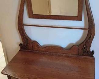 BK262Vintage Wooden Wash Stand and Mirror