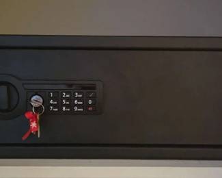StackOn Safe