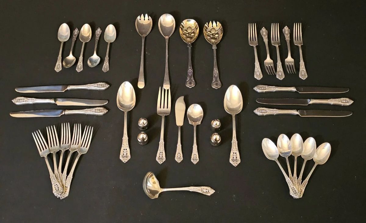  01 Highly Collectible Wallace Rose PointSterling Silver Flatware