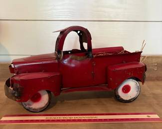 A58 - $25. Decorative Metal Car Decor - Not old.