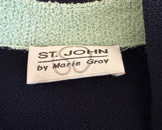 A89 - $150. St. John by Marie Gray Knit Twinset. Size 6. Very good condition!