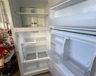 A64 - $400. GE Fridge / Freezer in *Excellent* Condition! Model #GTS19KGNBRWW. 17.5 cu. ft. Top Freezer Refrigerator in White. Measures 30" wide x 33" deep x 60.5" tall.