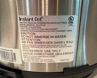 A9 - $25. Instant Pot Duo. Gently used - excellent condition.