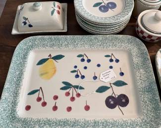 A52 - $225. 32 Pc. Hartstone Pottery Fruit Set.