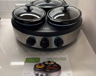 A8 - $30. Tru Triple Server Buffet Station (3x Crockpot). Excellent Condition.