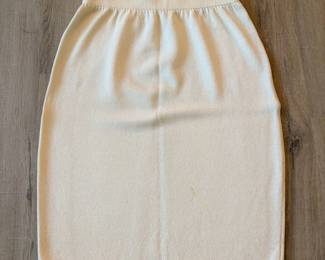 A97 - $45. St. John Sportswear by Marie Gray. Knit Skirt. Size 8. 1 minor stain noted.