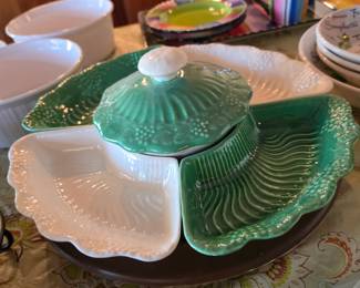 Green and white seashell serving set