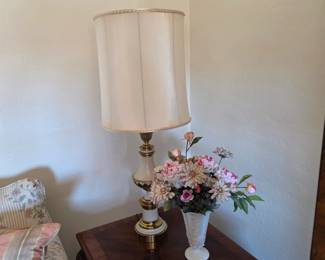 Traditional White & Gold Table Lamp