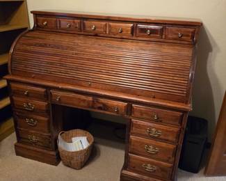 Traditional Roll-Top Desk