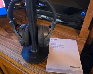 ony WH-RF400 wireless home theater headphones