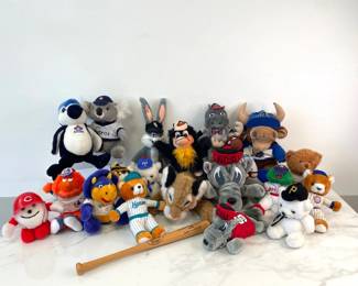 Lot 8745 Baseball Mascots Plush Toys Duke Cubs Red Sox More