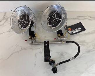 Lot 9044 Mr. Heater Portable Infrared Gaspowered Heater