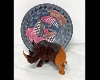 Lot 9108 Ebony Carved Rhino Sculpture from Kenya Soapstone Plate