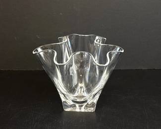Lot 9038 Steuben Handkerchief Glass Vase