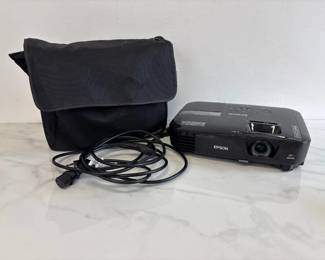 Lot 9096 Epson LCD Projector Model H429A