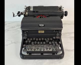 Lot 9101 Antique Royal Manual Typewriter