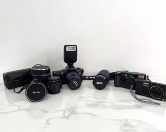 Lot 9090 Vintage Cameras Lenses Canon Sakar Vivitar Lumex Etc