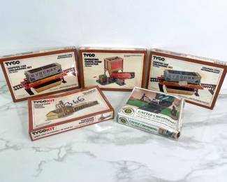 Lot 8708 Vintage Tyco HO Scale Train Accessory Sets