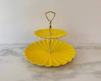 Lot 8867 Vintage Calif USA TwoTiered Snack Tidbit Serving Tray